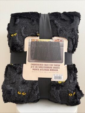 Viral Costco Halloween Faux Fur Throw